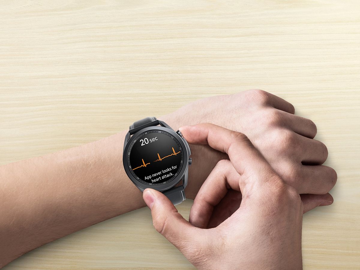 Zrobi em sobie EKG zegarkiem. Samsung Galaxy Watch 3 zaktualizowany